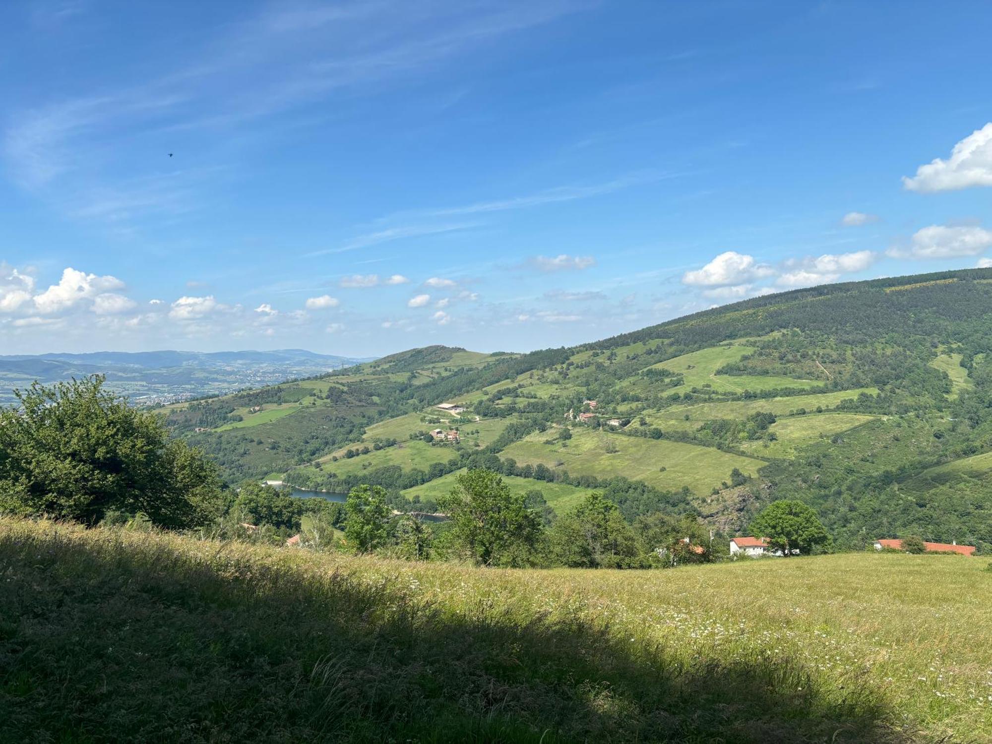 Les Terrasses Du Pilat Apartman La Valla-en-Gier Kültér fotó